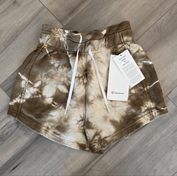 lululemon athletica Pants - LULULEMON Inner Glow Shorts